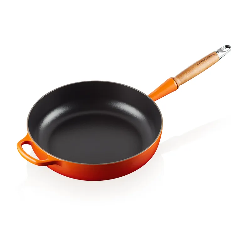 Le Creuset Signature sauce pan wooden handle 28 cm, Matte Black Price Drop